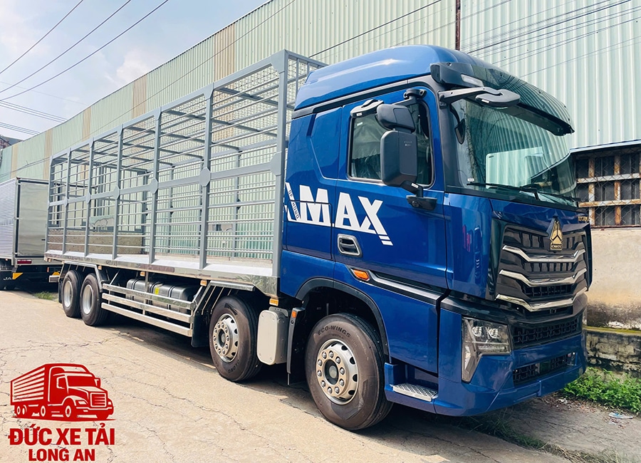 Xe Tải Howo Max 4 Chân Thùng Chở Gia Cầm